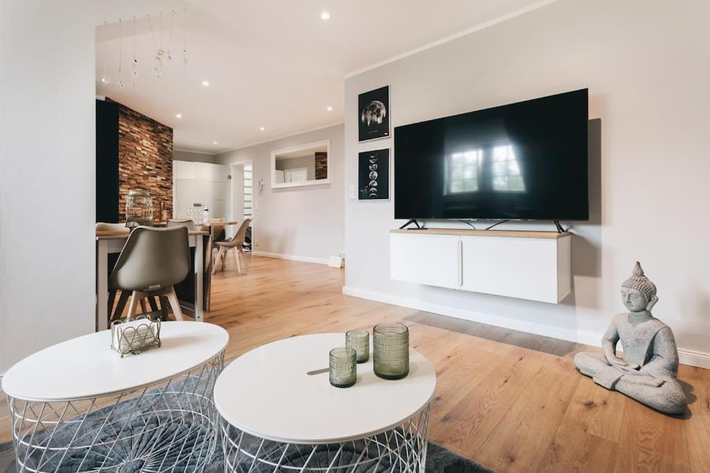 Tip! Toplage In Dresden! Moderne 100 Qm Ferienwohnung Fuer Familien Und Kleine Gruppen Exterior foto